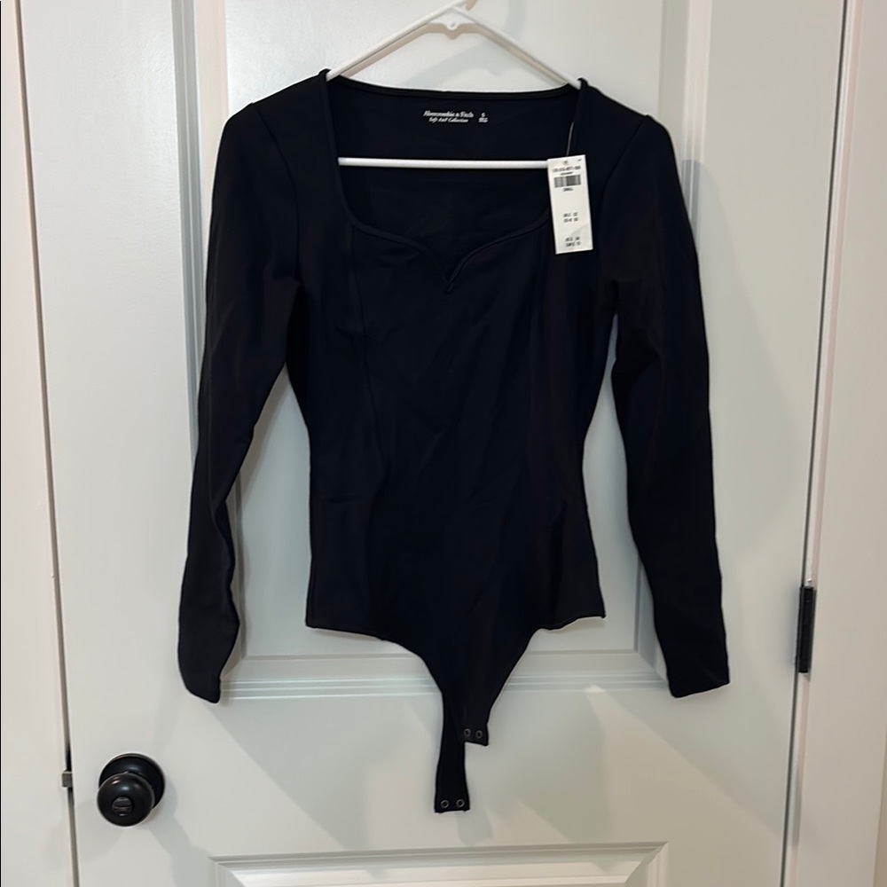 New Abercrombie & Fitch black body suite size small